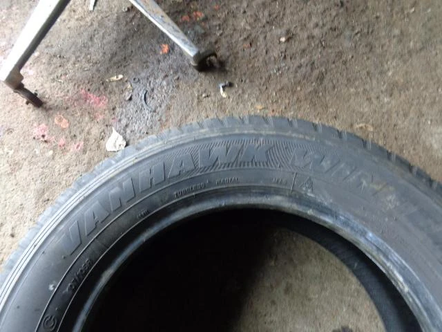 Гуми Зимни 205/65R16, снимка 8 - Гуми и джанти - 20253964