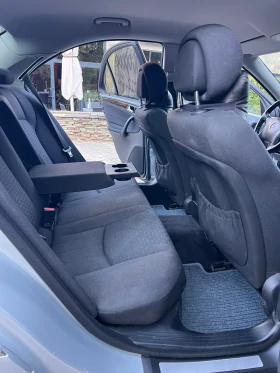 Mercedes-Benz C 220, снимка 12