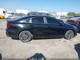 Kia Forte 2.0L I-4 DOHC, VVT, 147HP Front Wheel Drive, снимка 5