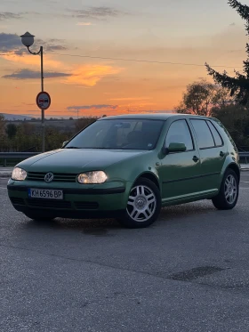 VW Golf  - изображение 1