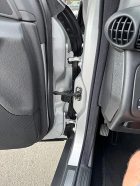 Mercedes-Benz C 200 - 3000 € / 5867.49 лв. - 23814918 13