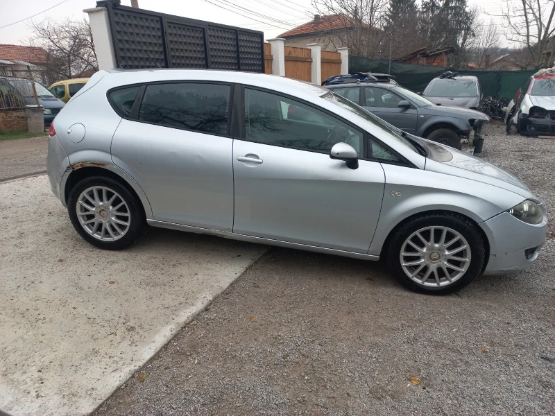 Seat Leon 1.9тди, снимка 4 - Автомобили и джипове - 47236427