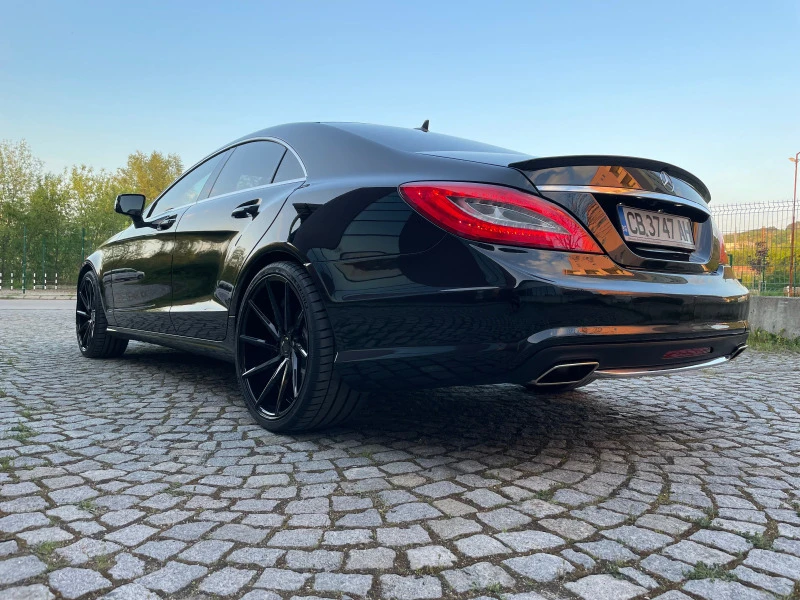 Mercedes-Benz CLS 500, снимка 7 - Автомобили и джипове - 47947425