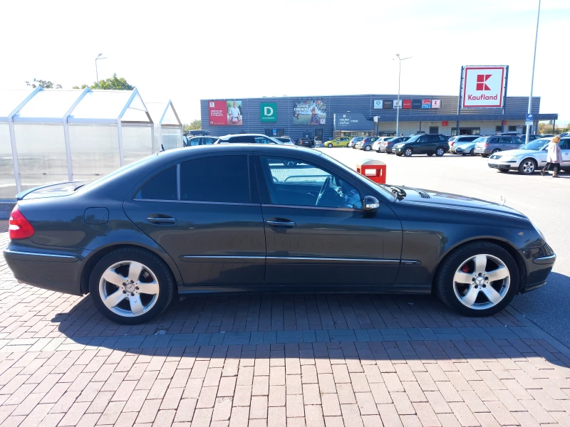 Mercedes-Benz E 500, снимка 4 - Автомобили и джипове - 47520305