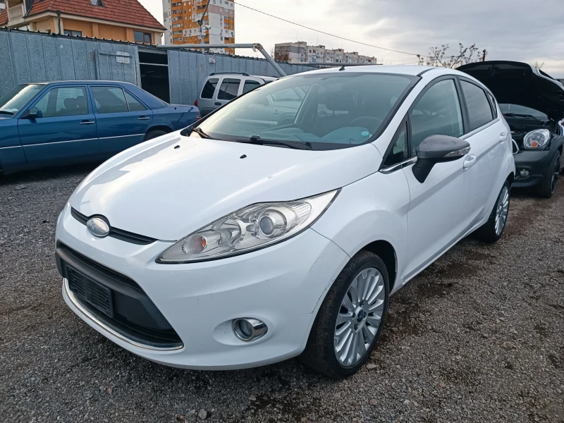 Ford Fiesta 1.4i LPG ITALIA , снимка 1 - Автомобили и джипове - 48048330