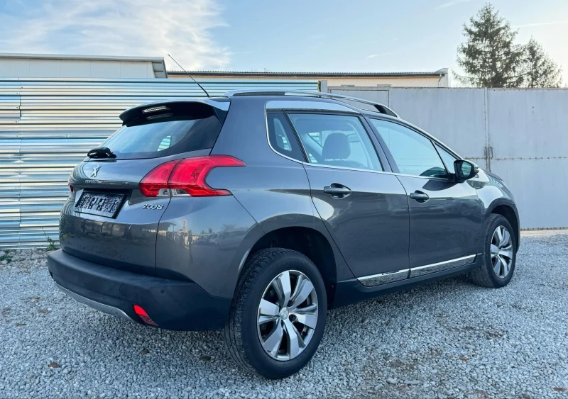 Peugeot 2008 ALLURE, снимка 7 - Автомобили и джипове - 48118355