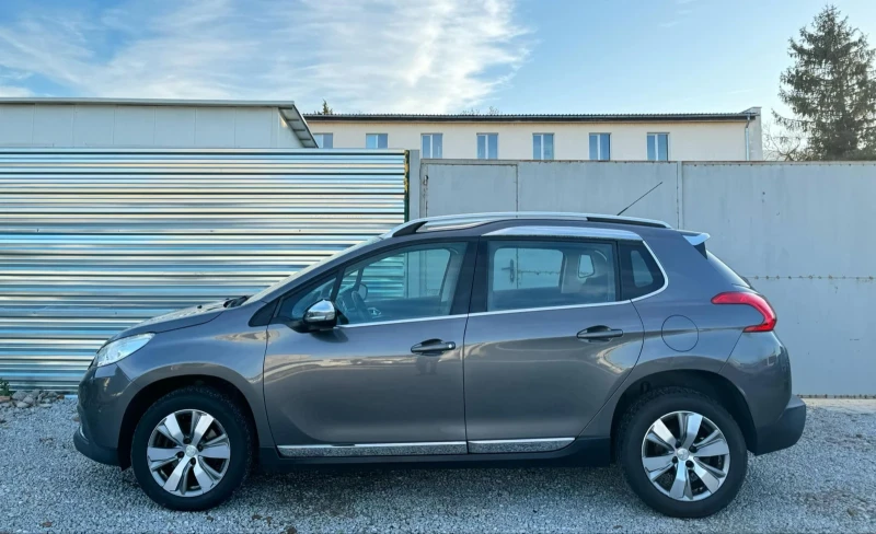 Peugeot 2008 ALLURE, снимка 4 - Автомобили и джипове - 48118355