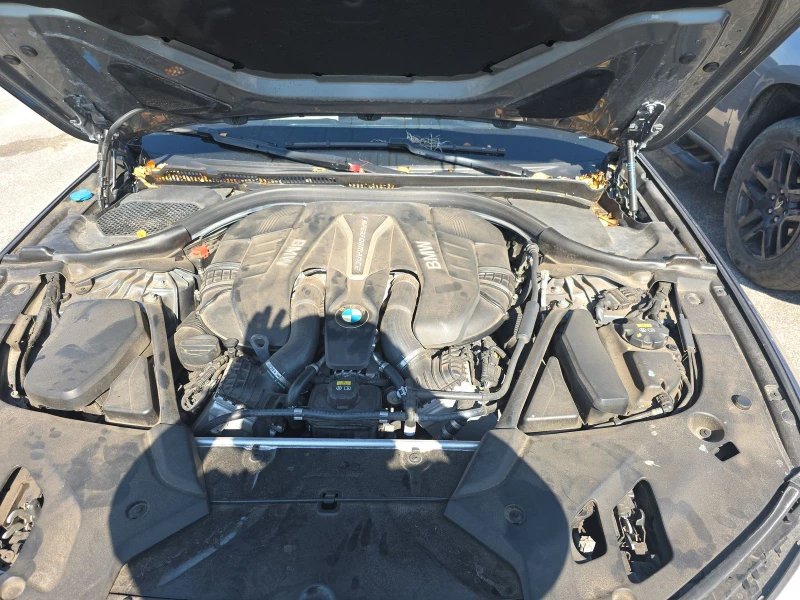 BMW 550 M550i xDrive, снимка 15 - Автомобили и джипове - 52912014