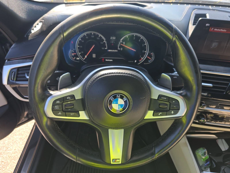 BMW 550 M550i xDrive, снимка 7 - Автомобили и джипове - 52912014
