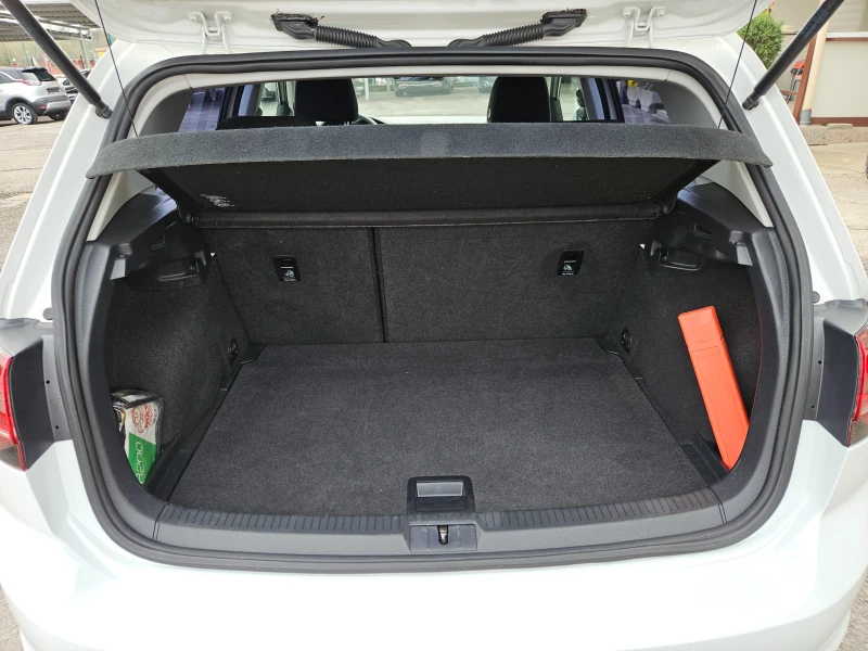 VW Golf 1.4TGI/ComfortLine/BLACK FRIDAY/LED/CARPLAY/БЛУТУТ, снимка 4 - Автомобили и джипове - 52615891