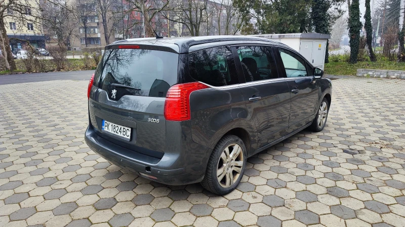 Peugeot 5008 1.6HDI , снимка 12 - Автомобили и джипове - 53156030