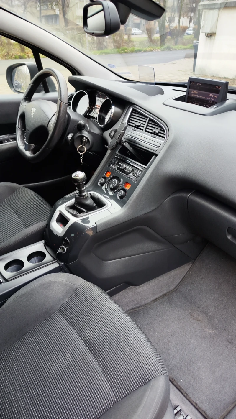 Peugeot 5008 1.6HDI , снимка 11 - Автомобили и джипове - 53156030