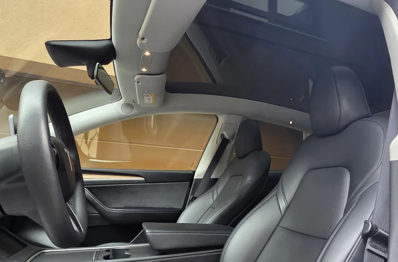 Tesla Model Y 11.2024/AWD/14хил КМ, снимка 9 - Автомобили и джипове - 53470779