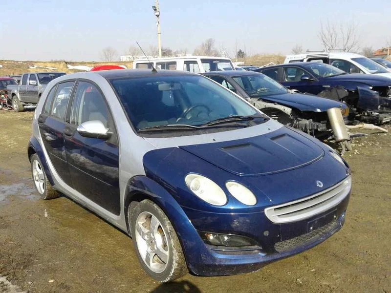 Smart Forfour 1.3i/1.5i Ръчка/АВТОМАТИК, снимка 4 - Автомобили и джипове - 17368819