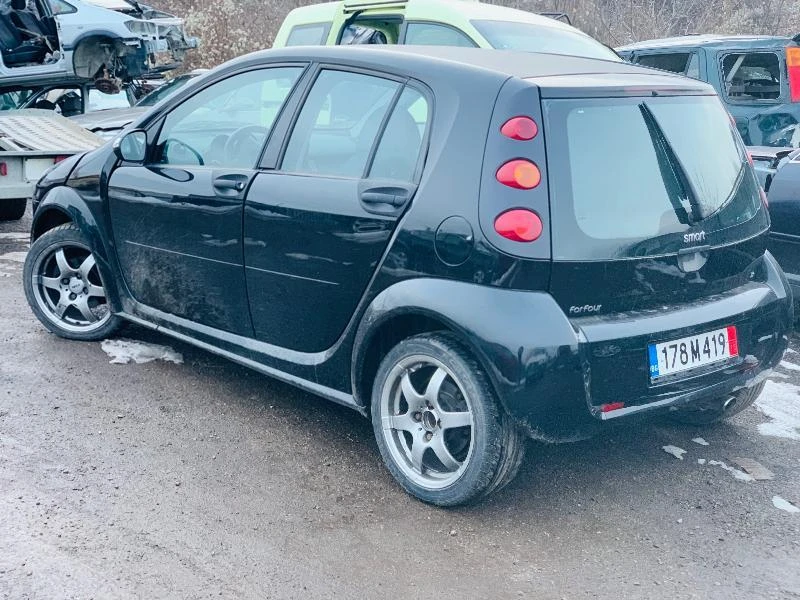 Smart Forfour 1.3i/1.5i Ръчка/АВТОМАТИК, снимка 3 - Автомобили и джипове - 17368819