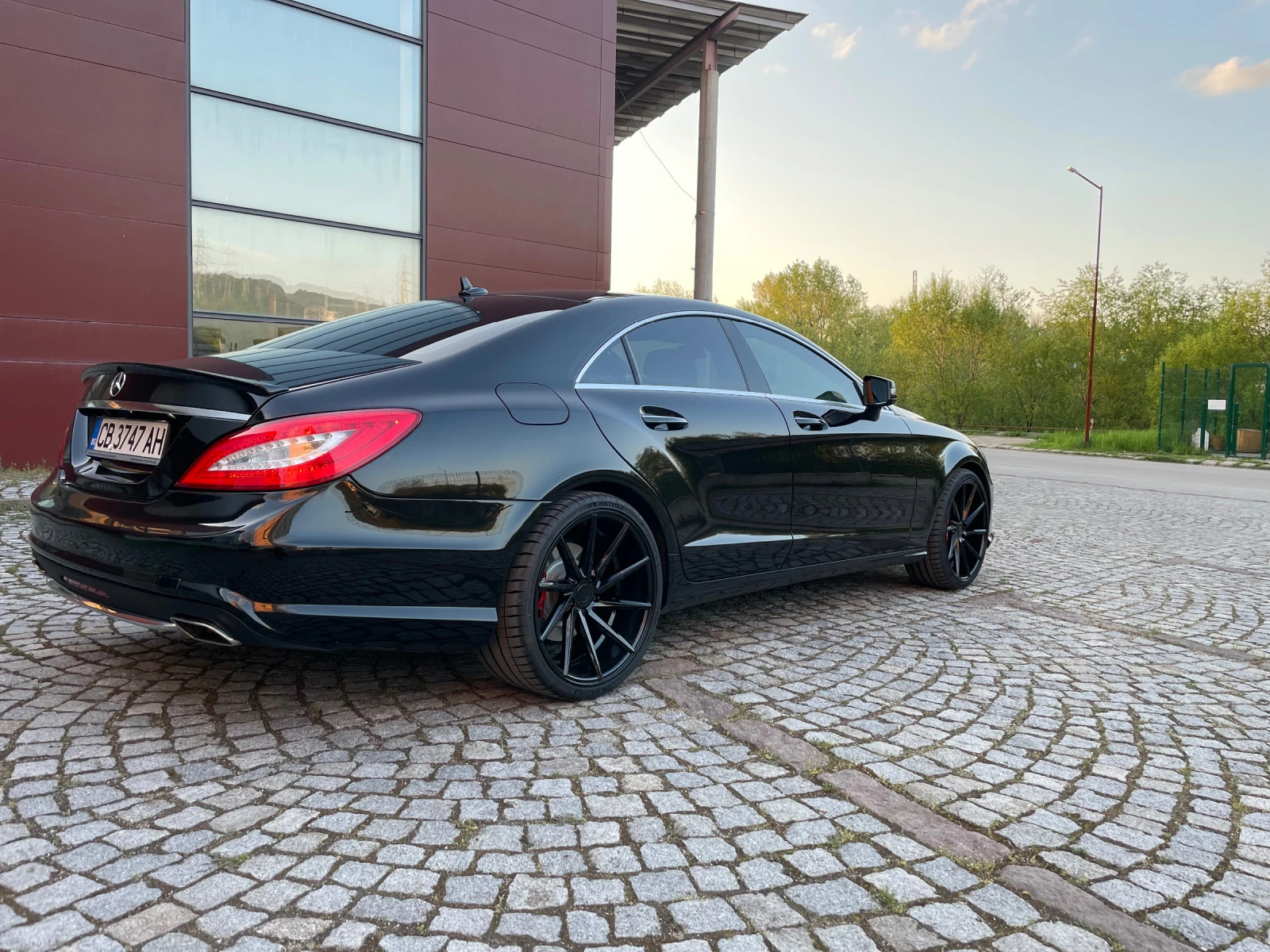 Mercedes-Benz CLS 500  - изображение 9