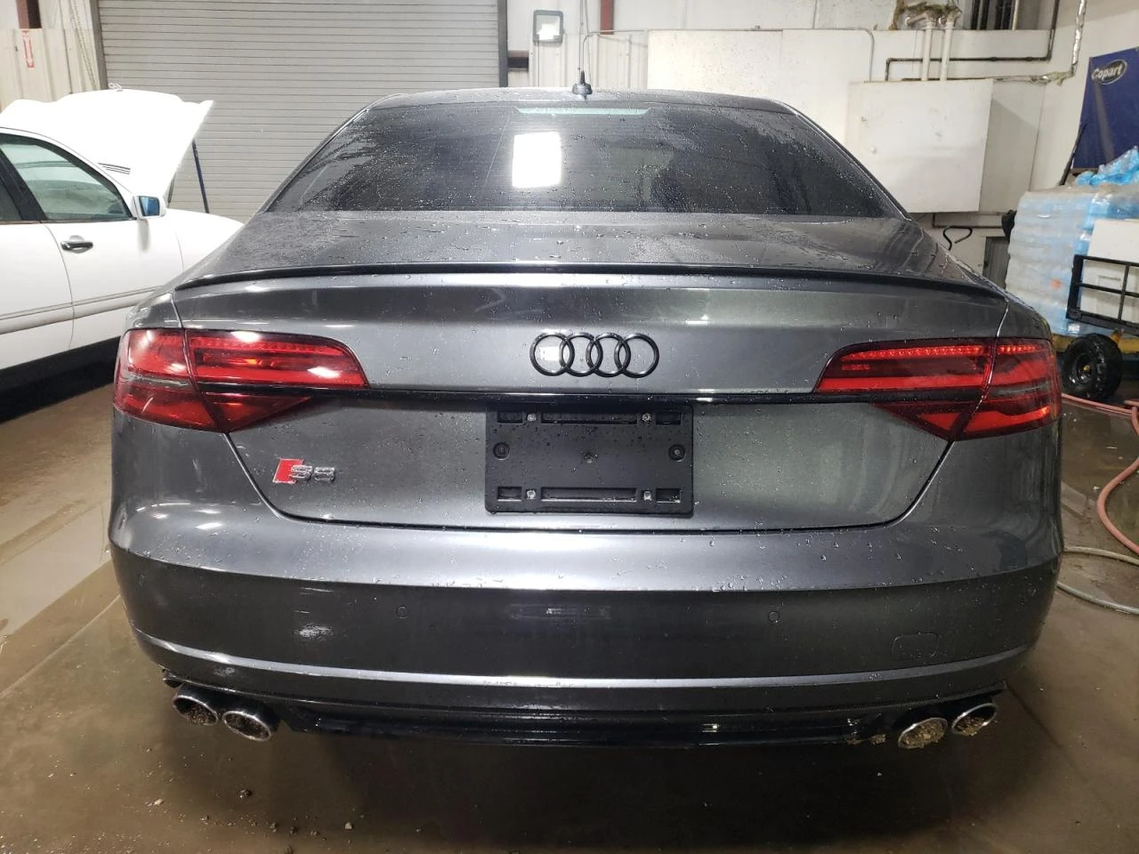 Audi S8 PLUS QUATTRO 4.0L V8 605кс - изображение 6