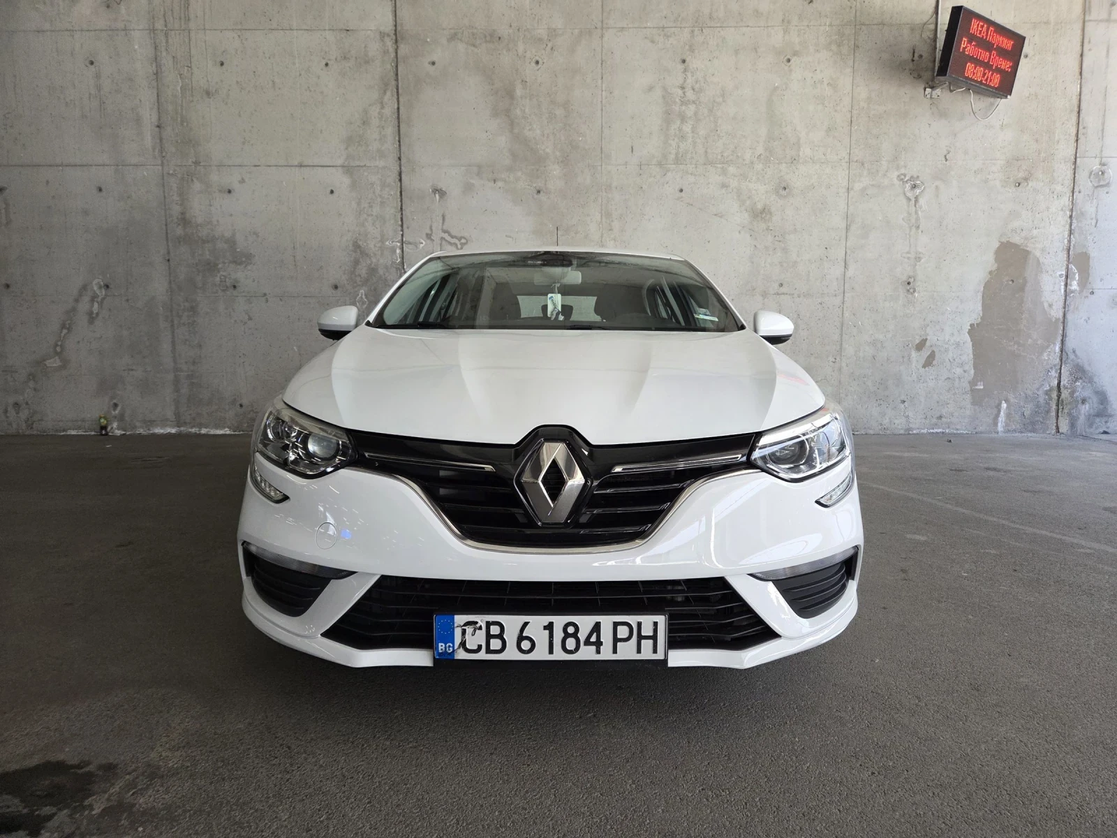 Renault Megane 1.5dci, 90hp, 1 собственик, Пълна сервизна история - изображение 2