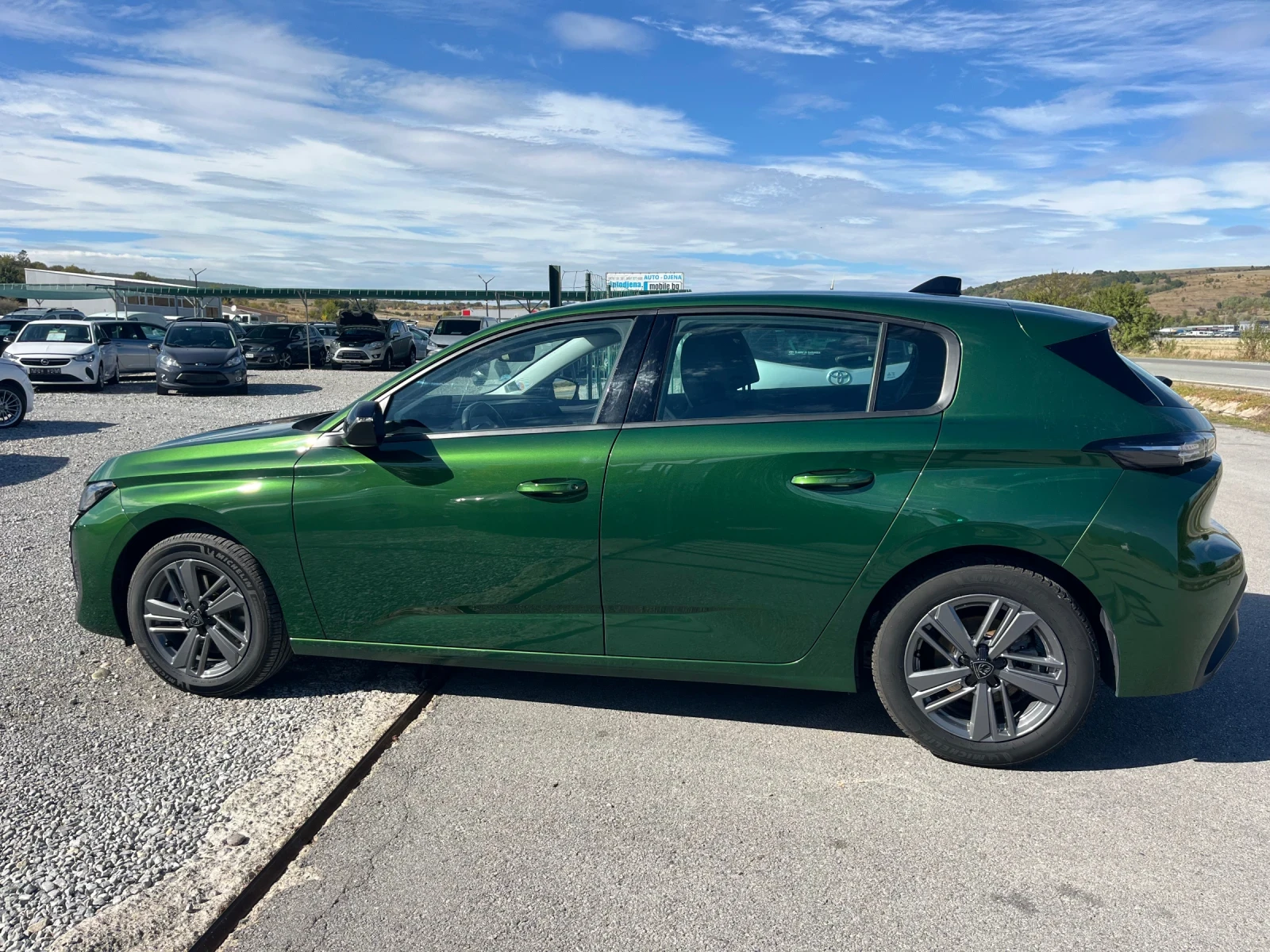 Peugeot 308 1.5D  Active EAT8 - изображение 3