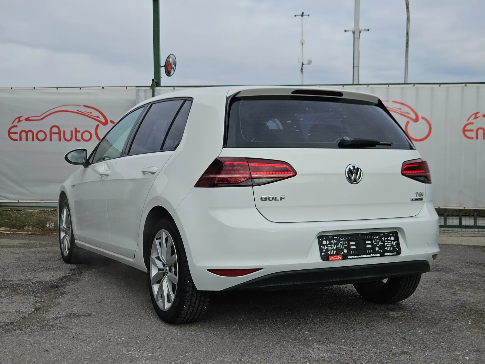 VW Golf 1.4TGI/ComfortLine/BLACK FRIDAY/LED/CARPLAY/ | Mobile.bg   5