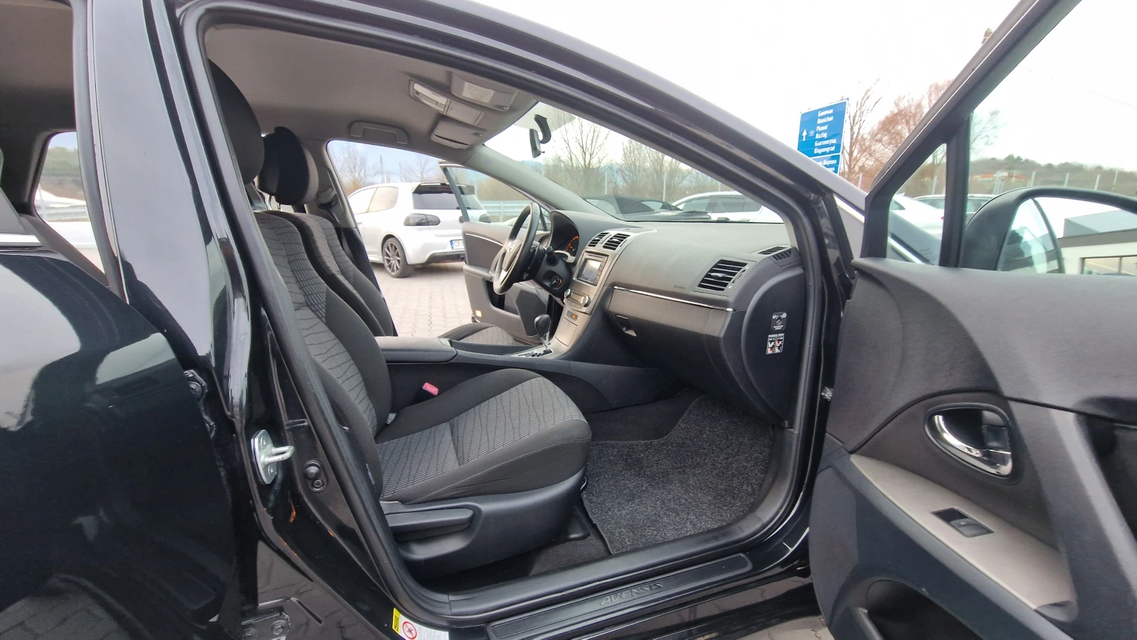 Toyota Avensis   | Mobile.bg   11