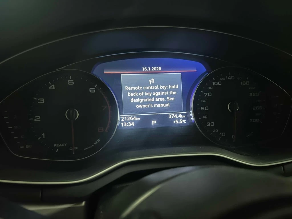 Audi A5 * Komfort * CARFAX * БЕЗ ПЪРВОНАЧАЛНА ВНОСКА - изображение 8