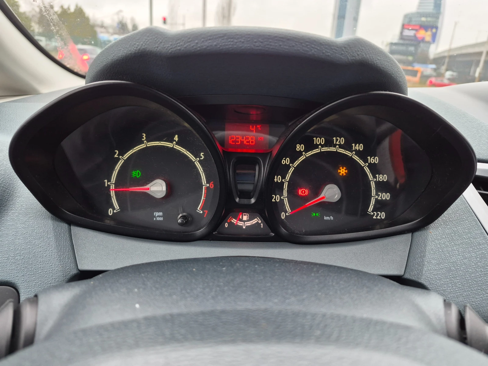 Ford Fiesta 1.25i ������ | Mobile.bg � ����������� 14