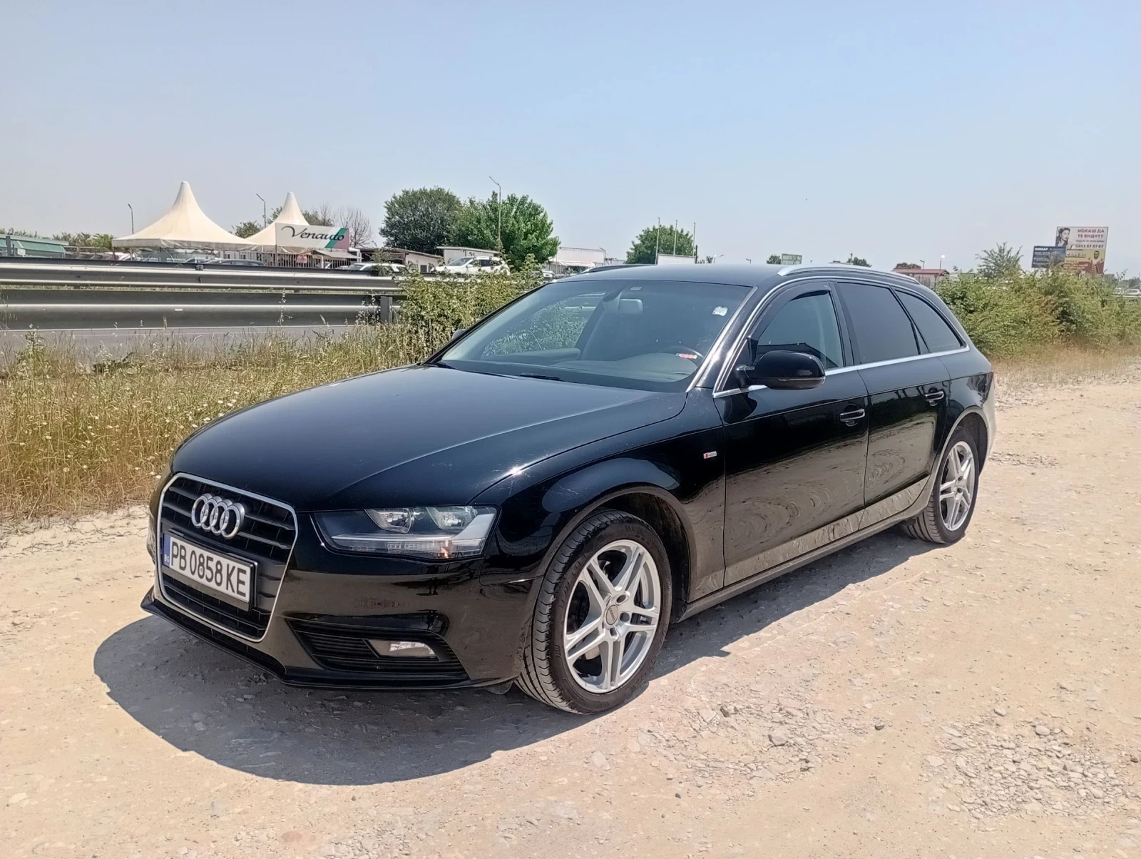 Audi A4 2.0TDI, снимка 3 - Автомобили и джипове - 53722305