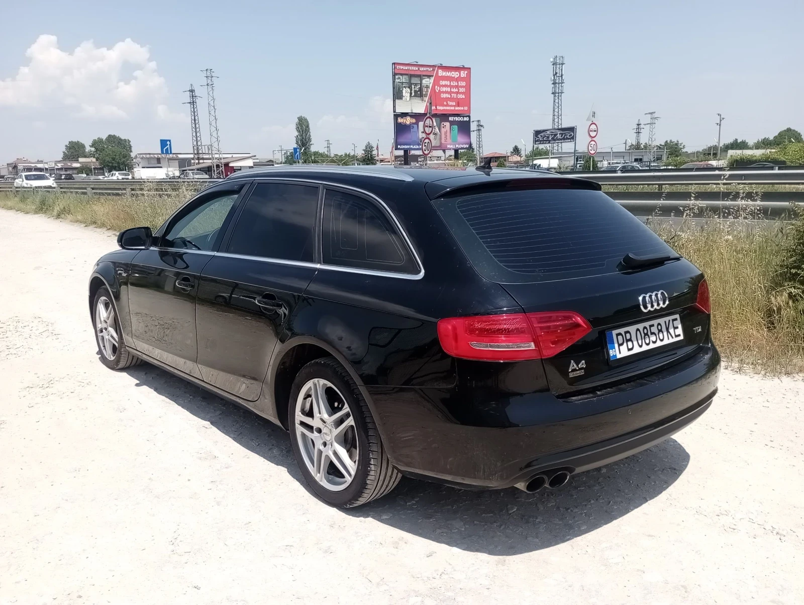 Audi A4 2.0TDI, снимка 4 - Автомобили и джипове - 53722305