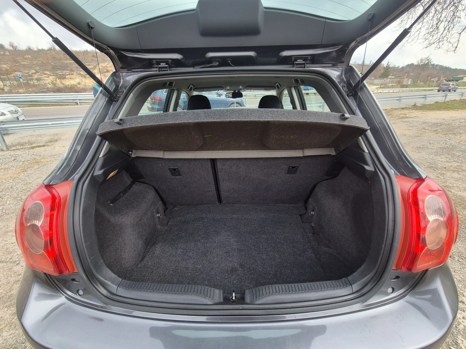 Toyota Auris  2, 0D4D/6sk/EXECUTIVE/, снимка 15 - Автомобили и джипове - 53939907