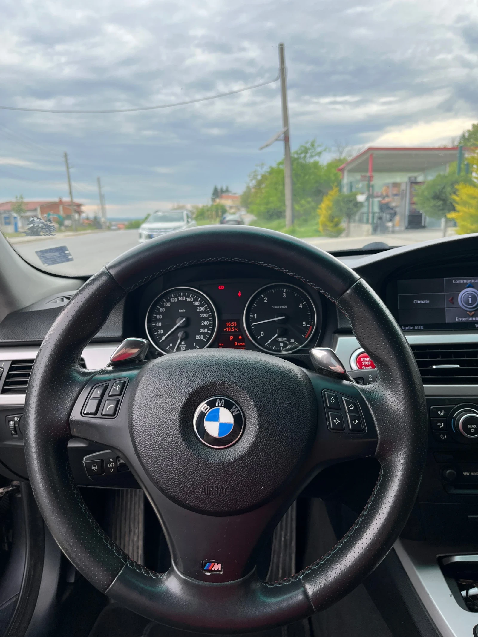 BMW 335, снимка 6 - Автомобили и джипове - 54455579