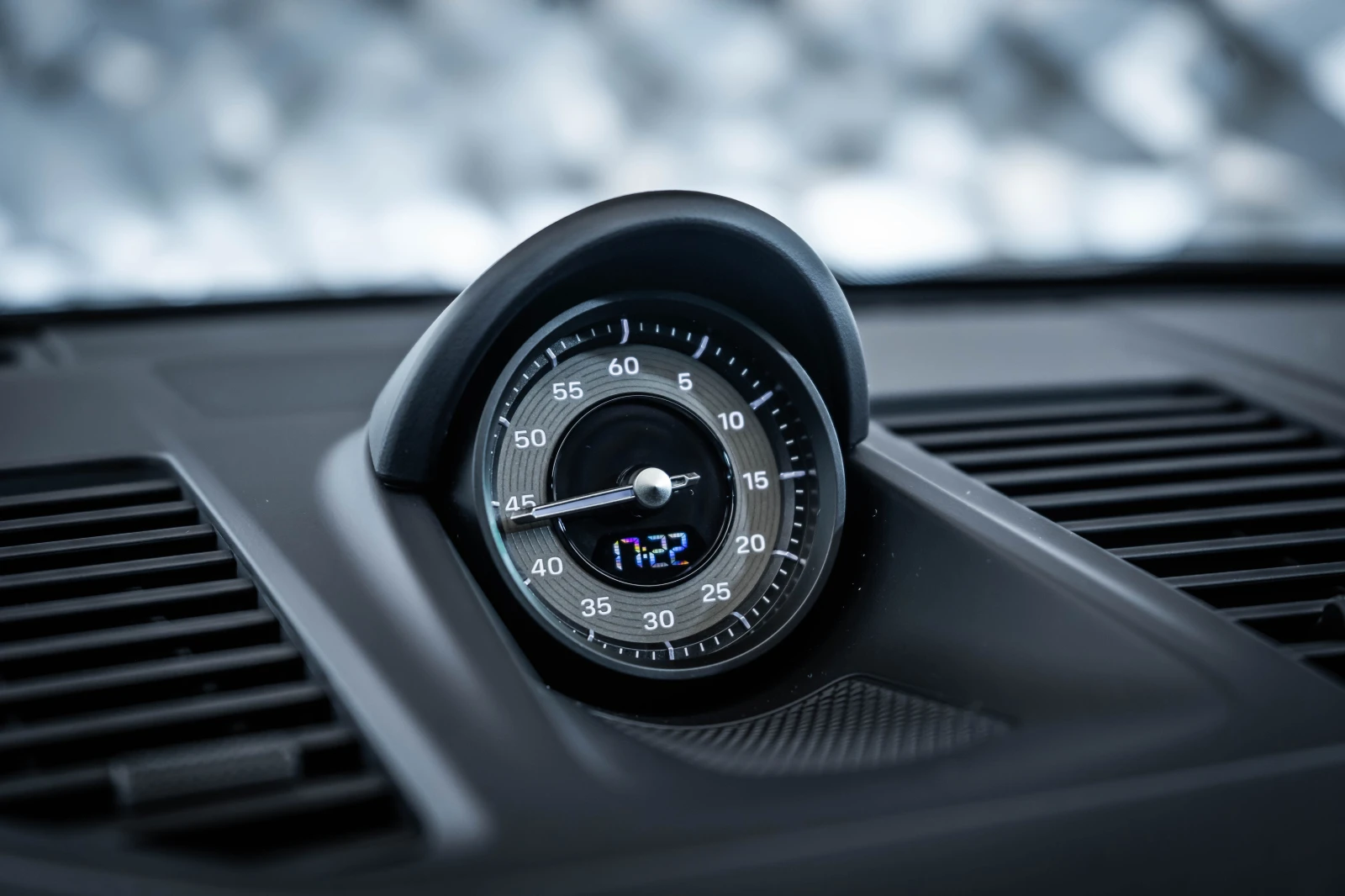 Porsche 911 992.2 Turbo S* Bose* SportChrono, снимка 10 - Автомобили и джипове - 54596357
