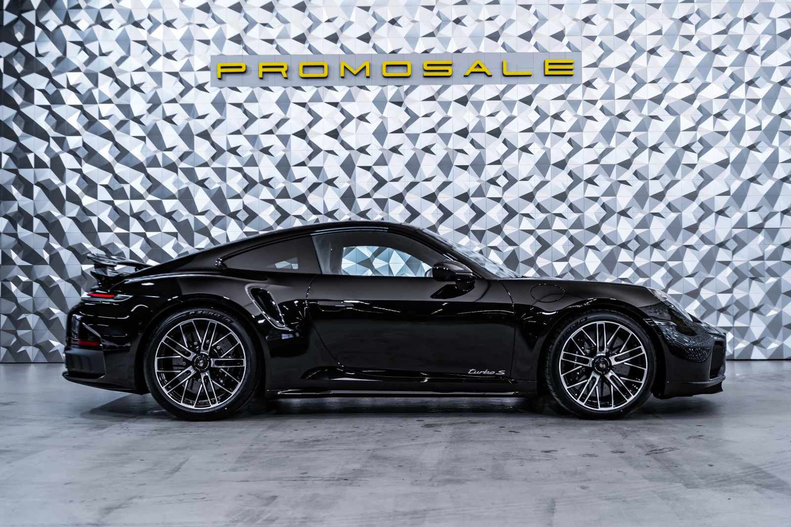 Porsche 911 992.2 Turbo S* Bose* SportChrono, снимка 6 - Автомобили и джипове - 54596357