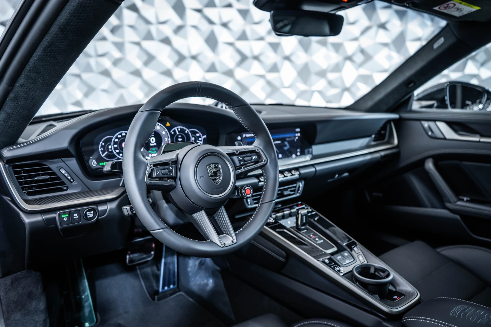 Porsche 911 992.2 Turbo S* Bose* SportChrono, снимка 8 - Автомобили и джипове - 54596357