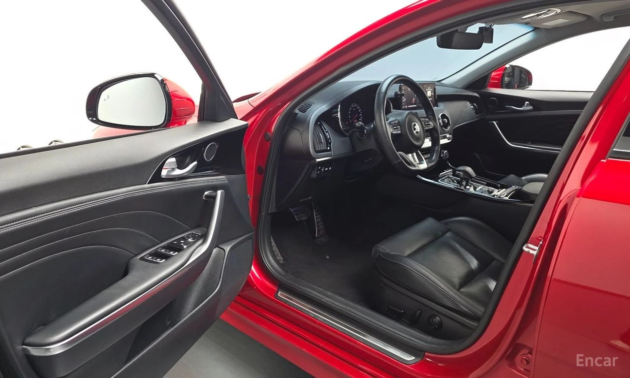 Kia Stinger 2.5* PLATINUM* ОБДУХВАНЕ* ХЕДЪП* 360КАМЕРА* , снимка 6 - Автомобили и джипове - 54913691