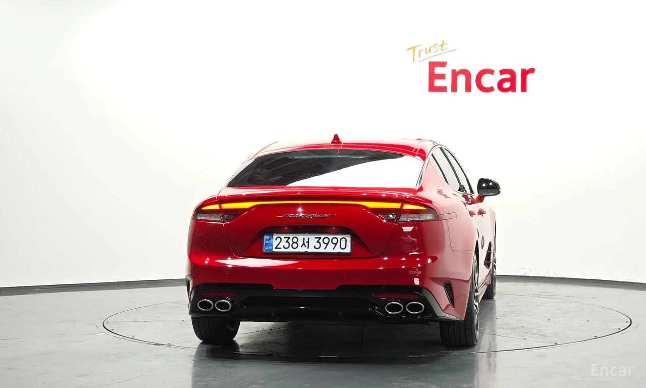 Kia Stinger 2.5* PLATINUM* ОБДУХВАНЕ* ХЕДЪП* 360КАМЕРА* , снимка 4 - Автомобили и джипове - 54913691