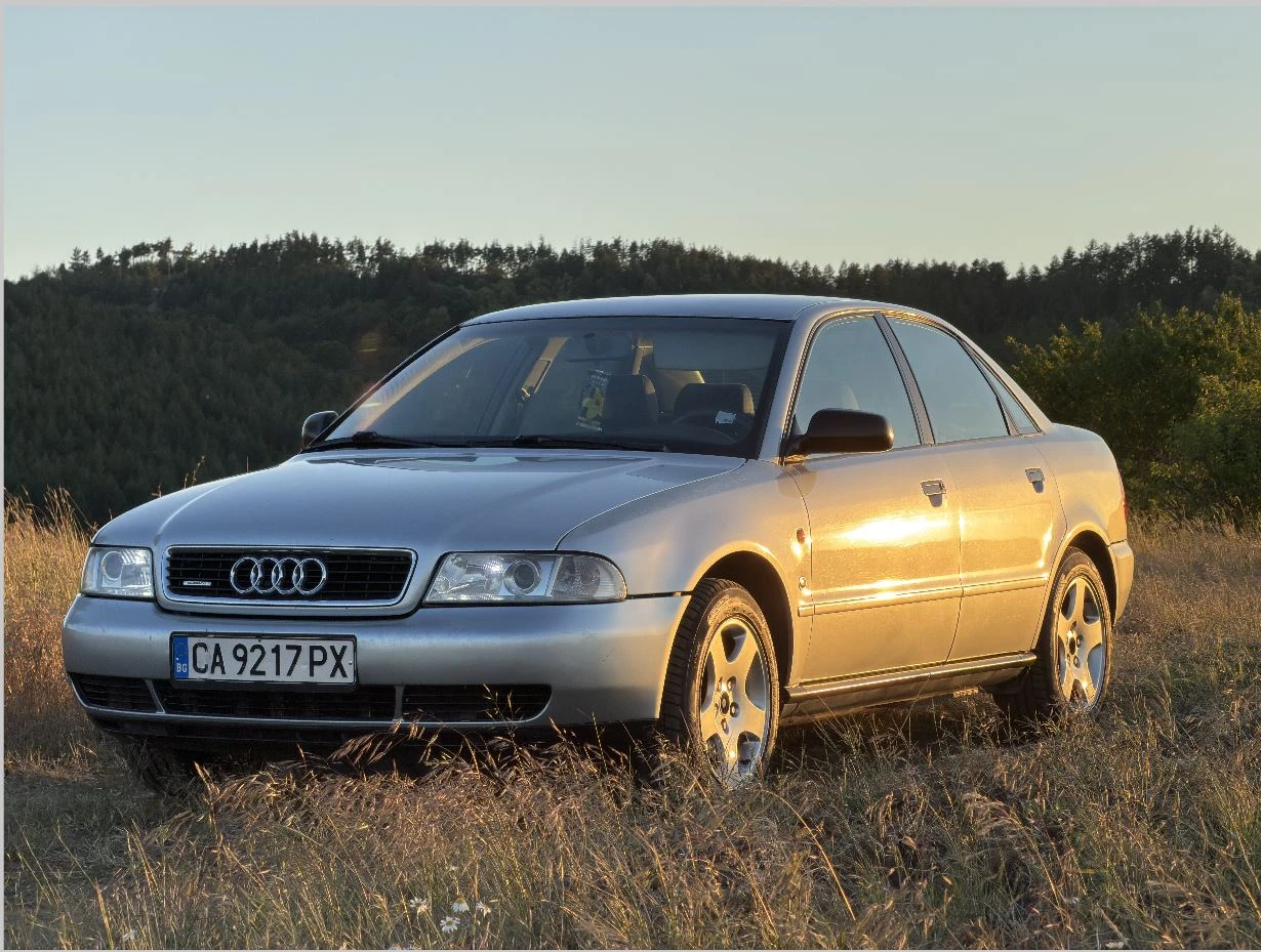 Audi A4 1.8T Quattro, снимка 3 - Автомобили и джипове - 55262652