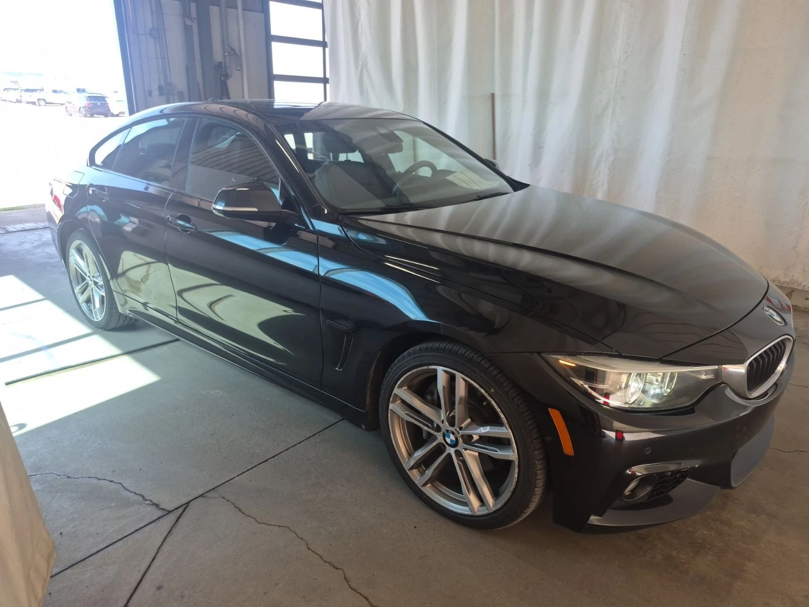 BMW 440 M-pkg* 360* Harman/Kardon* Keyless* , снимка 3 - Автомобили и джипове - 55728391