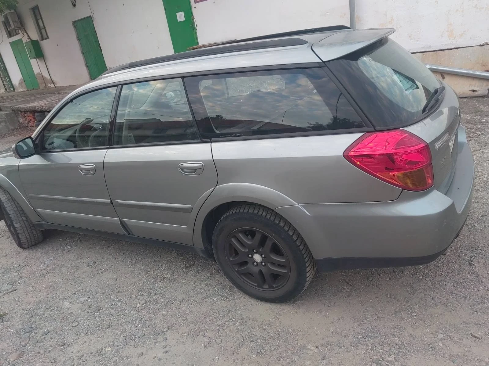 Subaru Outback, снимка 4 - Автомобили и джипове - 55805273