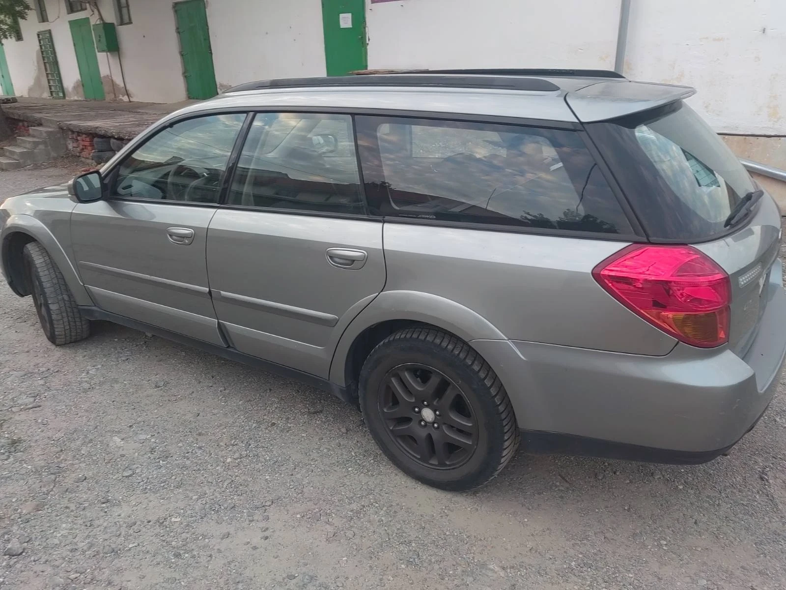 Subaru Outback, снимка 9 - Автомобили и джипове - 55805273