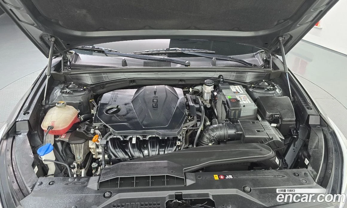 Kia K8 2.5 Gasoline 2WD Noblesse, снимка 6 - Автомобили и джипове - 56186945