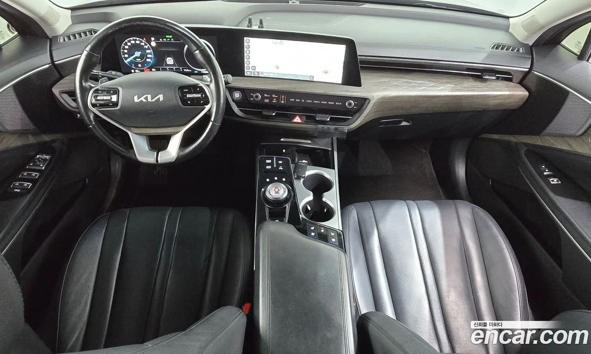Kia K8 2.5 Gasoline 2WD Noblesse, снимка 7 - Автомобили и джипове - 56186945