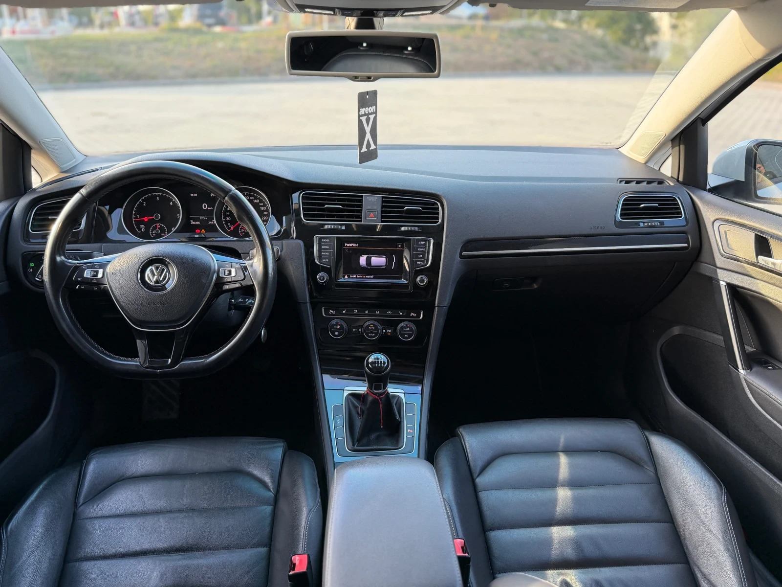 VW Golf, снимка 5 - Автомобили и джипове - 56232706