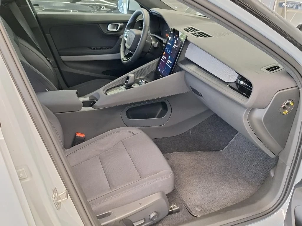 Polestar 2 82KWH LONG RANGE SINGLE MOTOR LEATHER NAVI LED 97%, снимка 10 - Автомобили и джипове - 56305091