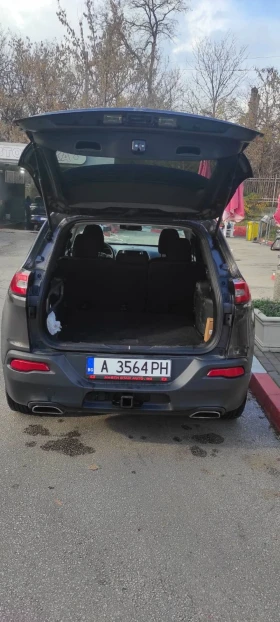 Jeep Cherokee V6 4Х4, снимка 7