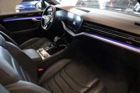 VW Touareg R-LINE* IQ HD MATRIX* HEAD UP* DYNAUDIO* PANO!!!, снимка 14