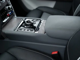 Rolls-Royce Cullinan FACELIFT BESPOKE TV, снимка 12