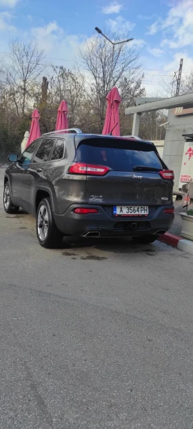 Jeep Cherokee V6 4Х4 - 20500 лв. / 10481.48 € - 93874952 6