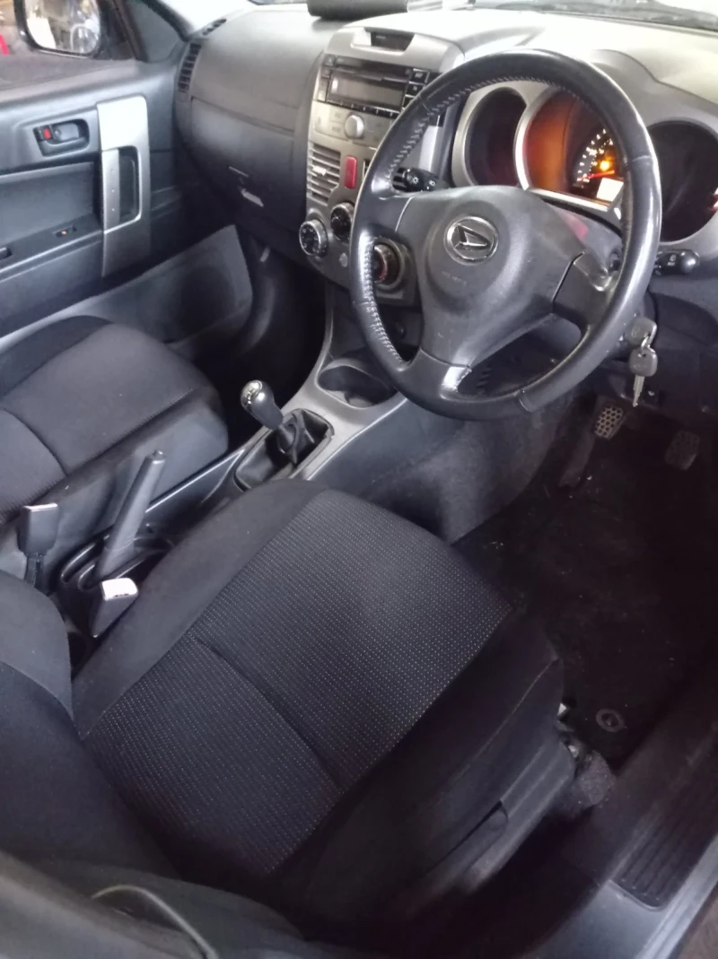 Daihatsu Terios, снимка 7 - Автомобили и джипове - 51851394