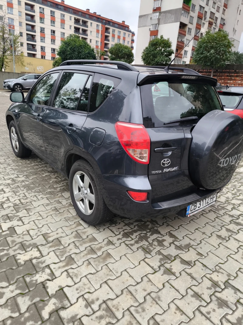 Toyota Rav4  2.0i GAS, снимка 3 - Автомобили и джипове - 52422143
